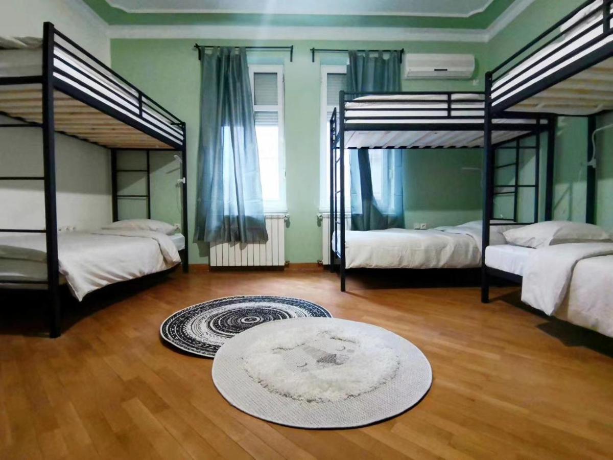 Lucky Apartment Belgrado Buitenkant foto
