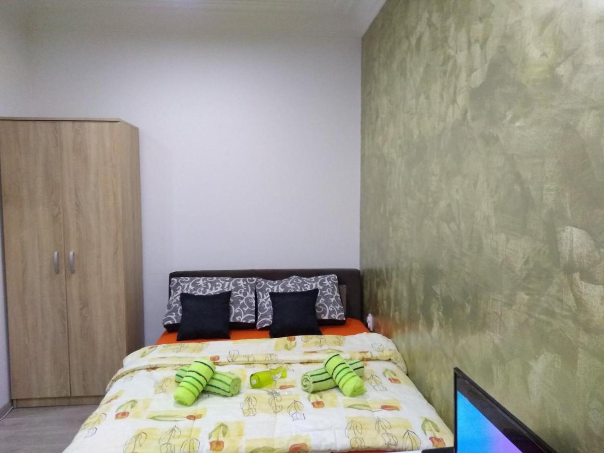 Lucky Apartment Belgrado Buitenkant foto